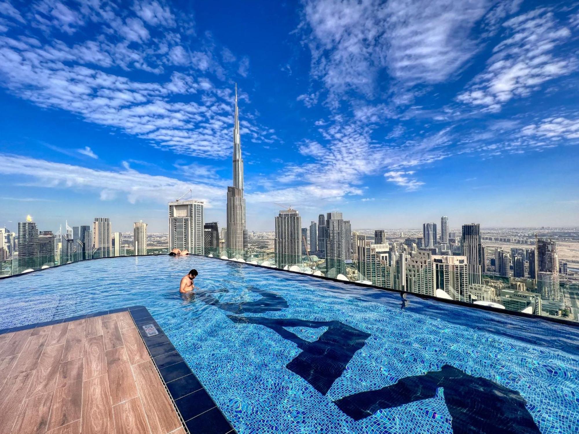 Apartament Highest Infinity Pool In Downtown Dubaj Zewnętrze zdjęcie